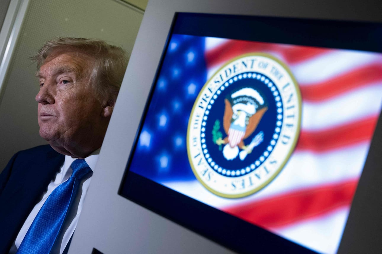 Yhdysvaltalaismedia kertoi tiistaina, että presidentti Donald Trump olisi lämpenemässä ajatukselle sotilasvoiman käyttämisestä Irania vastaan. LEHTIKUVA/AFP