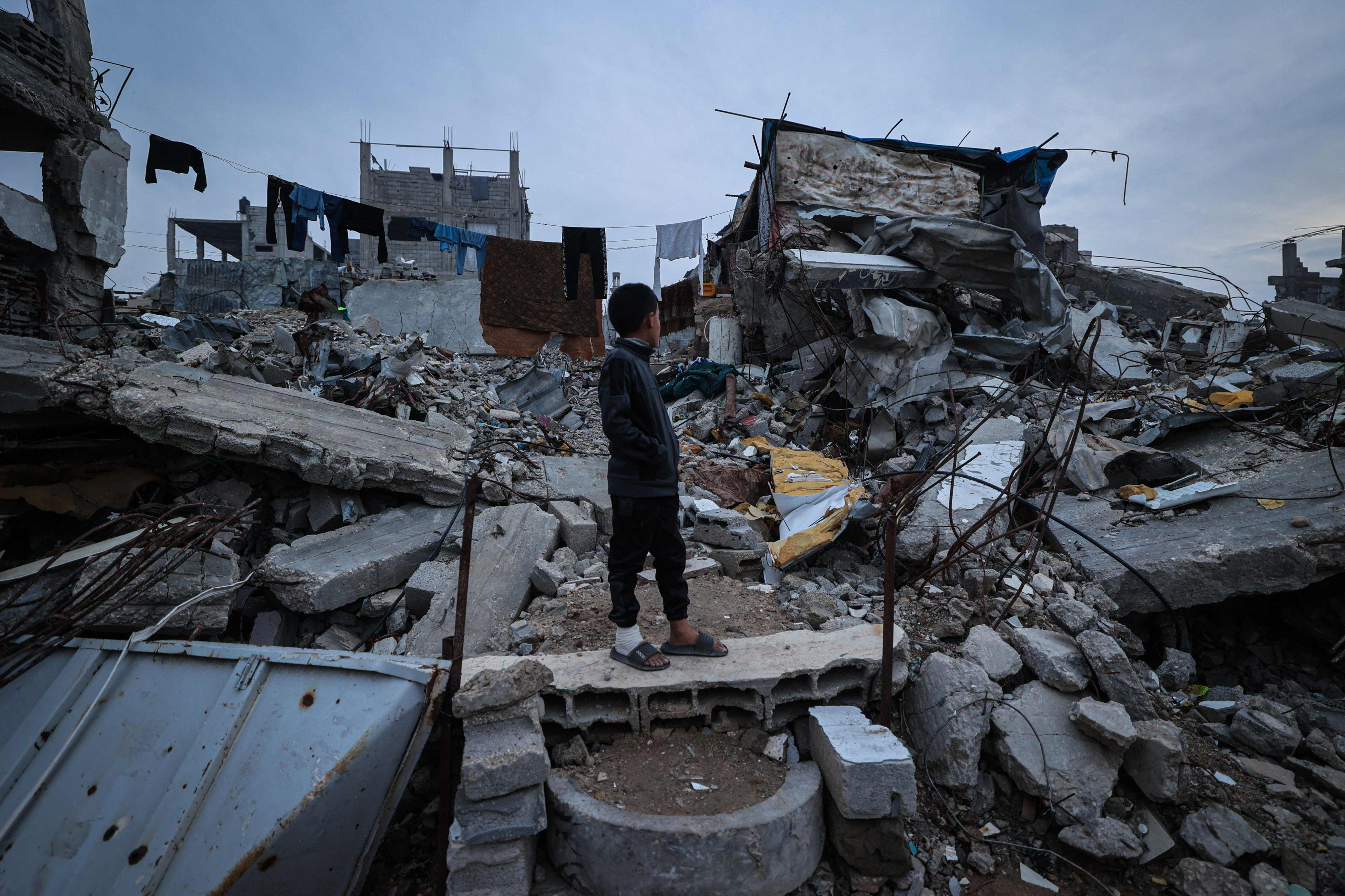 Gazan terveysministeriö: Gazassa yli 70 000 ihmistä saanut surmansa sen jälkeen, kun Israel alkoi moukaroida kaistaa