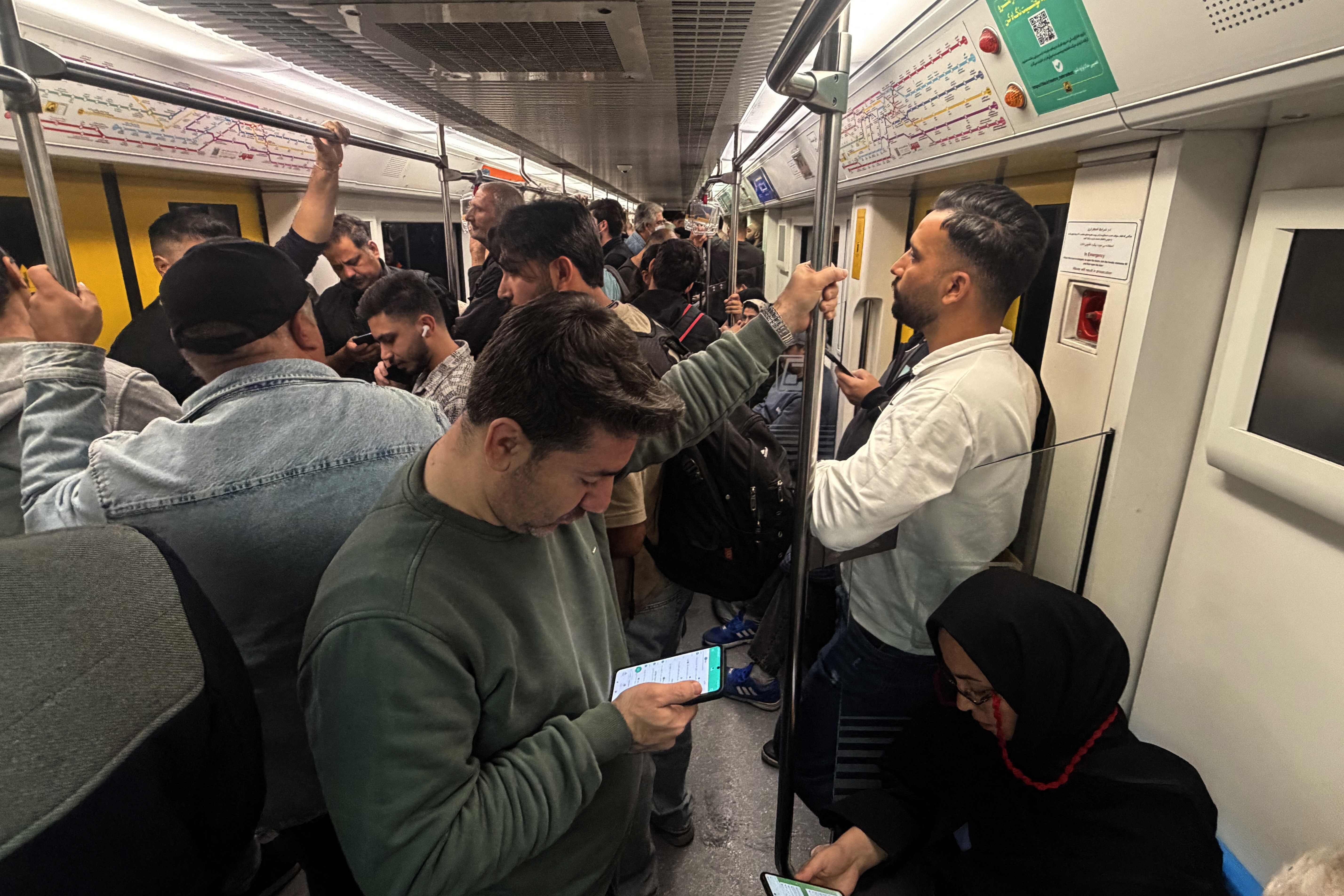 Historian pisin internetsulku eristää Iranin kansan ja vie verkkoyrittäjät ahdinkoon