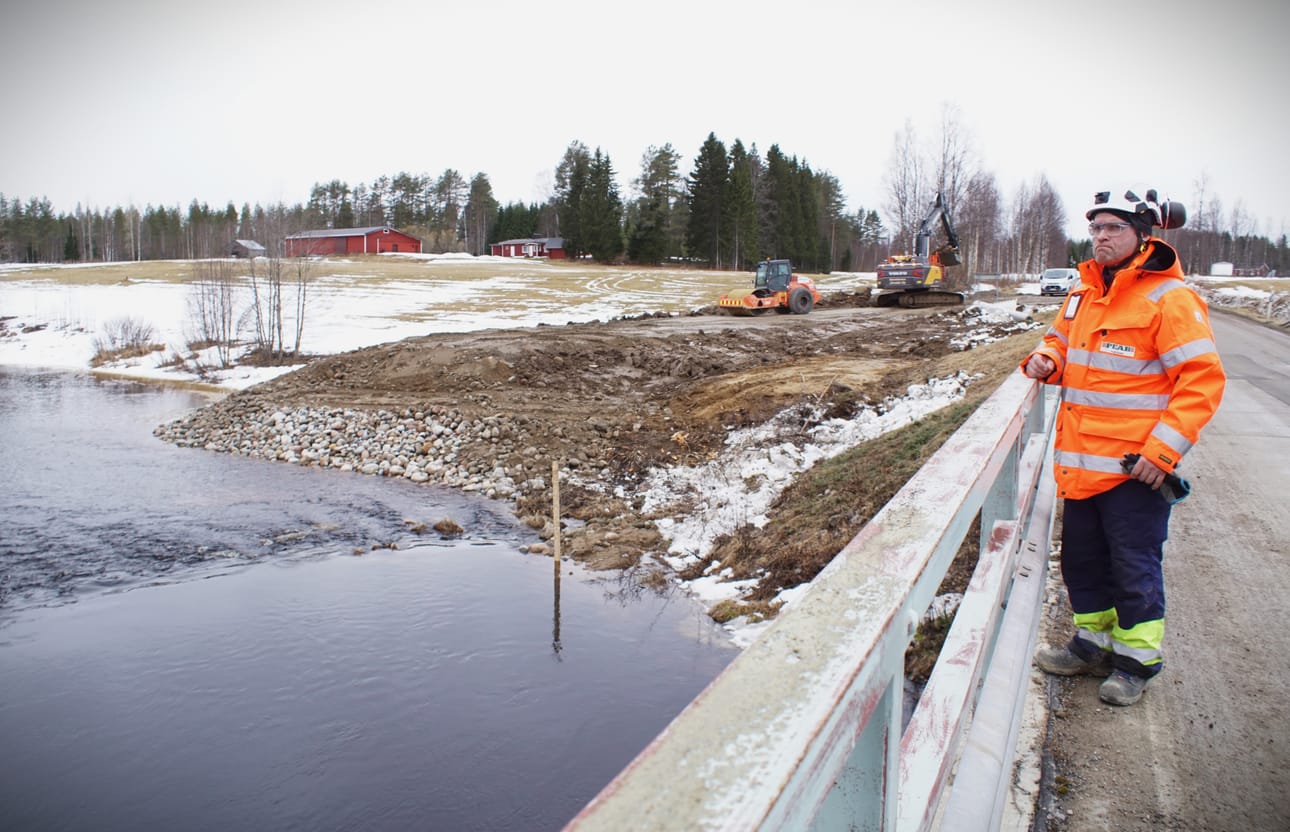 Työmaan kiertotie ja tilapäissilta tulevat käyttöön huhtikuun puolivälissä, tietää työmaapäällikkö Jaakko Keränen.