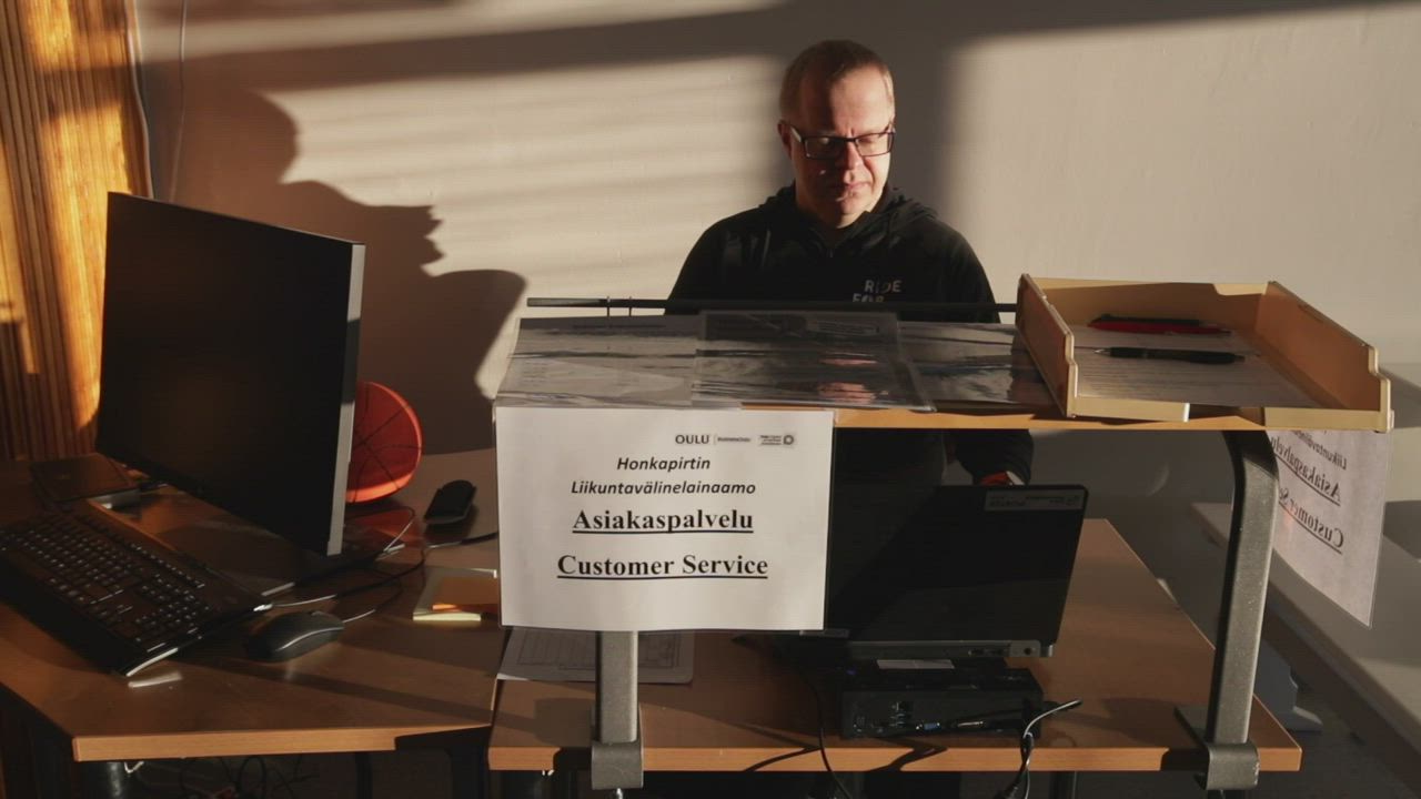 Pateniemen liikuntavälinelainaamon kautta jäälle ja ladulle
