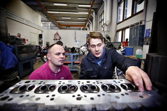 Jani Mikkilä ja Arttu Kivenmäki ovat tyytyväisiä ykkössijaan Taitaja 2017 -kisoissa.