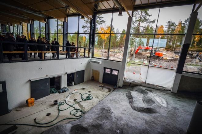 Ähtärin kahdeksan miljoonan euron pandatalo kuvattuna harjakaisissa lokakuussa. Silloin vielä hieman keskeneräisen rakennuksen käyttöönottotarkastus oli torstaina. KUVA: MAIJA SAANIO