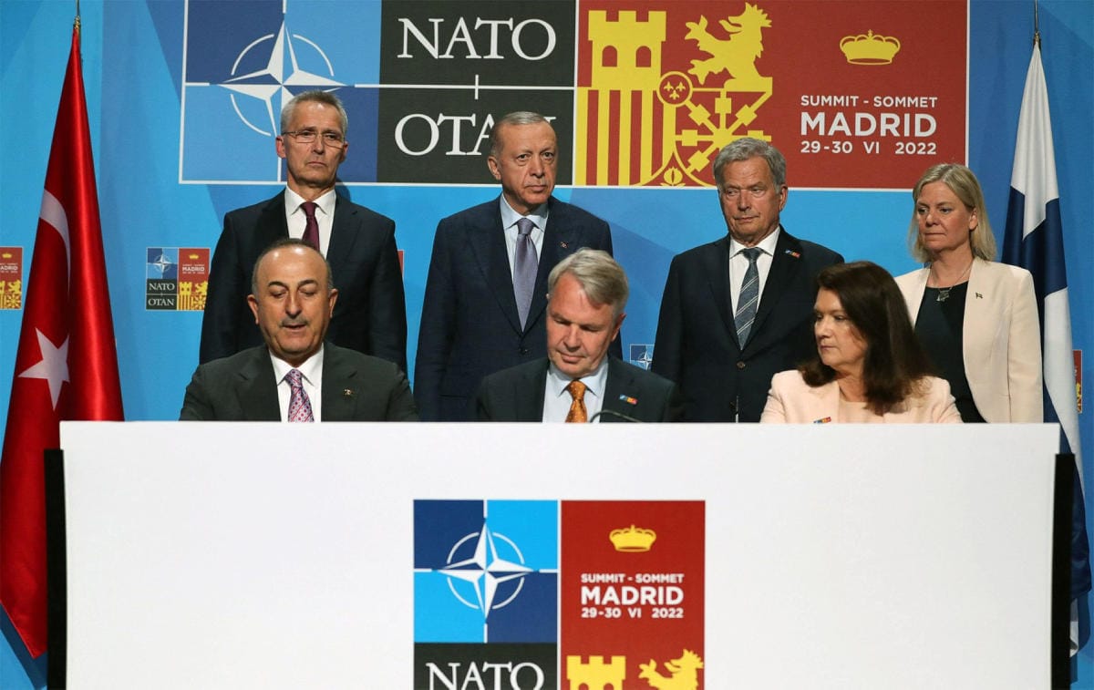 Suomen, Ruotsin ja Turkin välinen Nato-yhteisymmärrysasiakirja allekirjoitettiin kesäkuun lopussa Madridissa. LEHTIKUVA/AFP