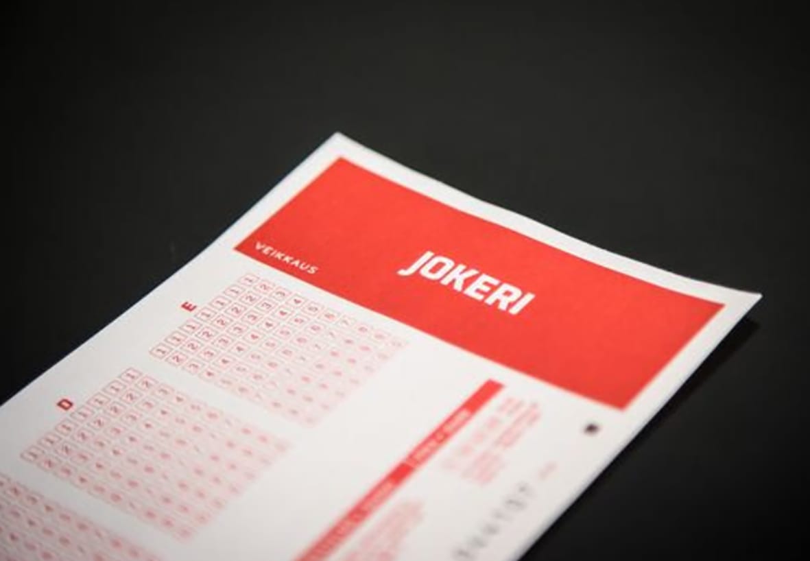 Kärsämäelle tuli lauantaina uusi miljonääri. Lauantai-Jokerissa tullut täysosuma pelattiin Kärsämäen S-Marketissa.
