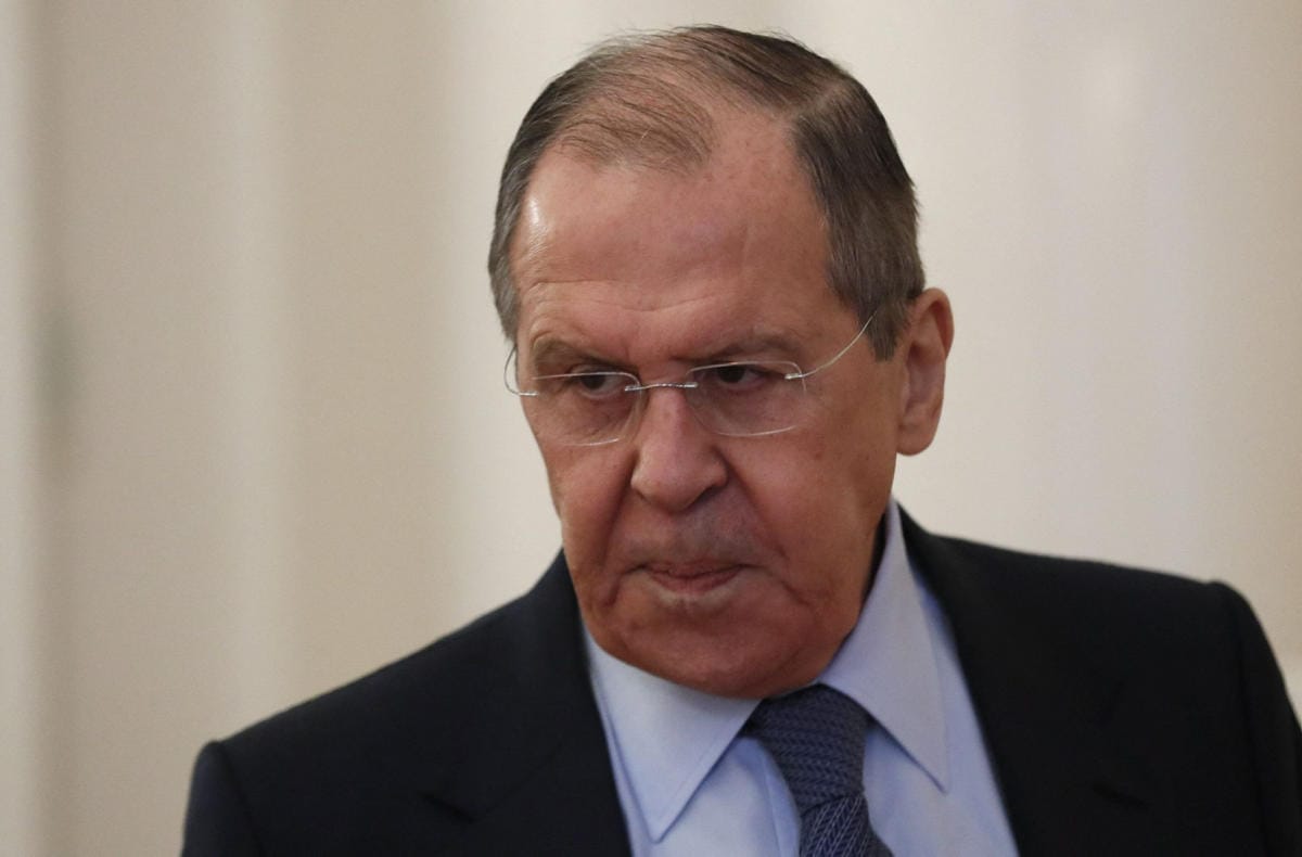 Venäjä kertoo myös kutsuneensa Ukrainan Venäjän-suurlähettilään puhutteluun ulkoministeriössä. Kuvassa Venäjän ulkoministeri Sergei Lavrov. LEHTIKUVA/AFP