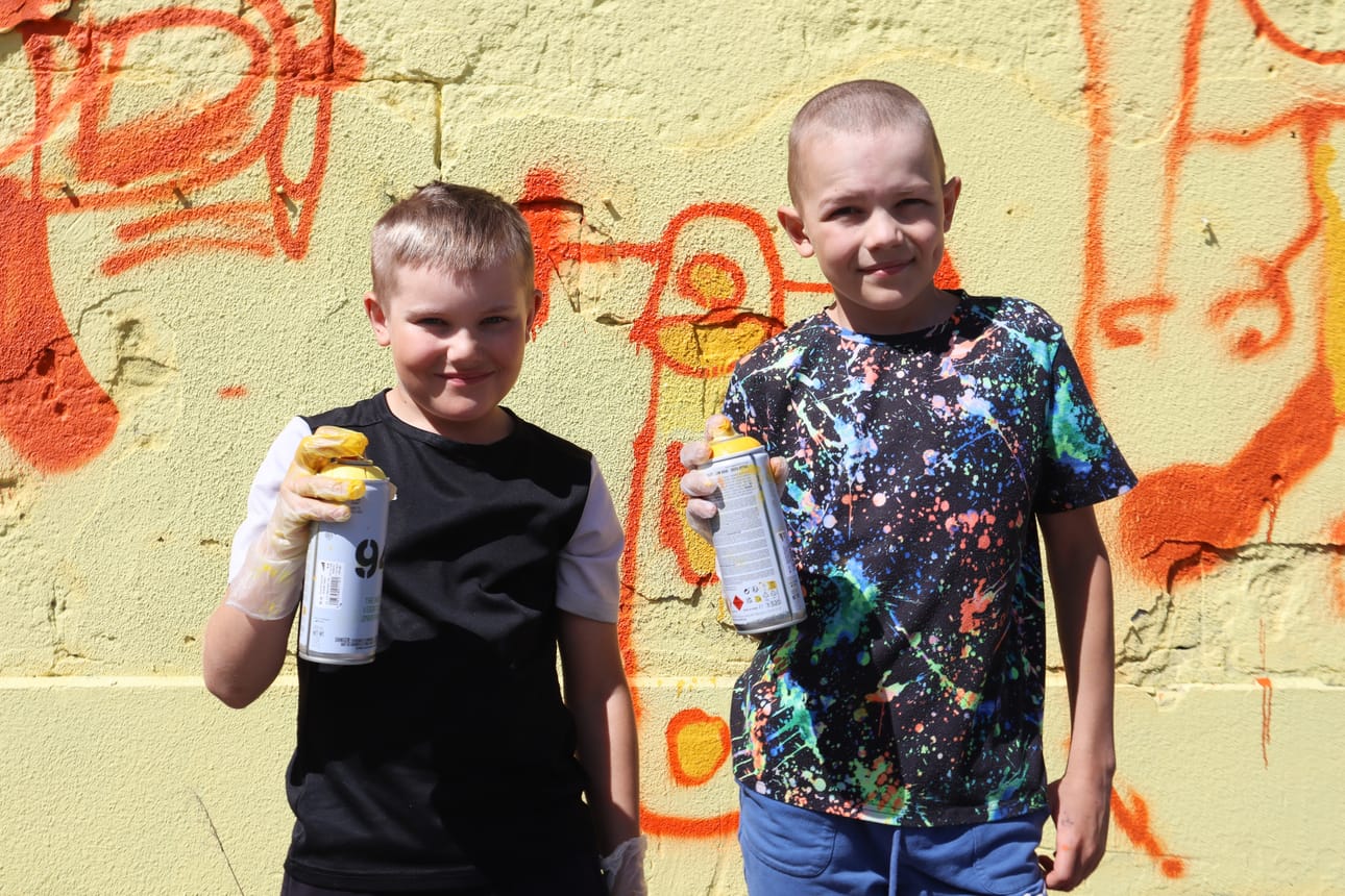 John Westerbergin ja Markus Mykhailenkon mukaan vapaasti maalaaminen oli kaikkein hauskinta.