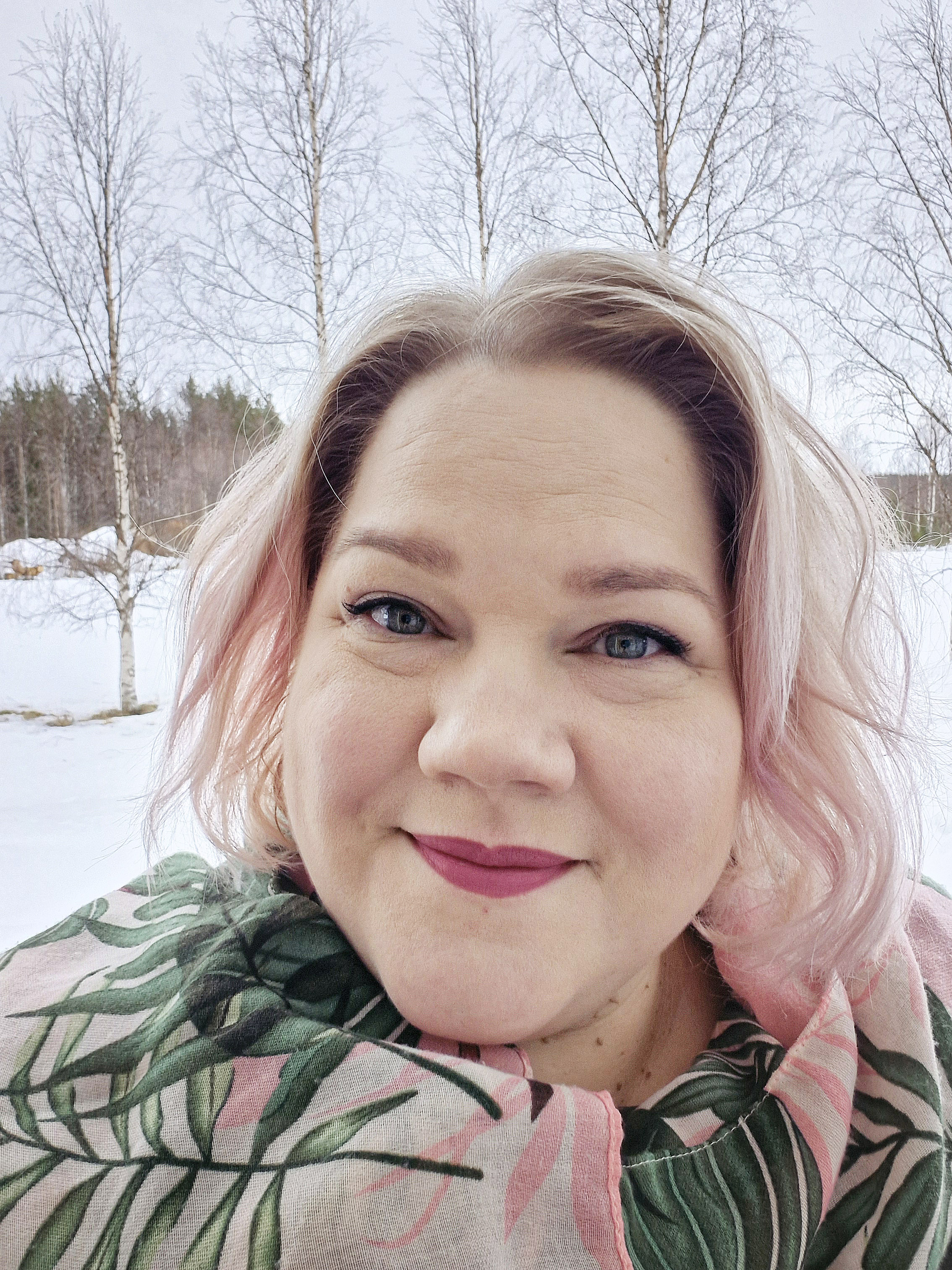 Vaalitiellä: Tiina Paakki antaa vaalityölle ne minuutit, mitä päivästä jää