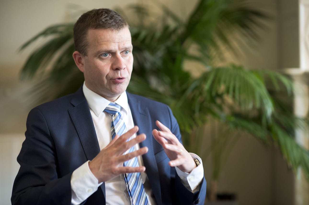 Sisäministeri Petteri Orpo otti irakilaisperheen tapaukseen kantaa Twitterissä.
