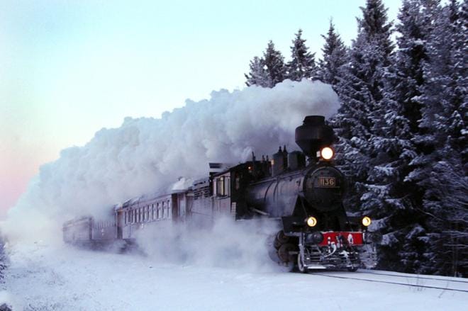 Höyryjuna kyyditsee taas pohjalaisia lauantaina. Arkistokuva: Jouko Hänninen
