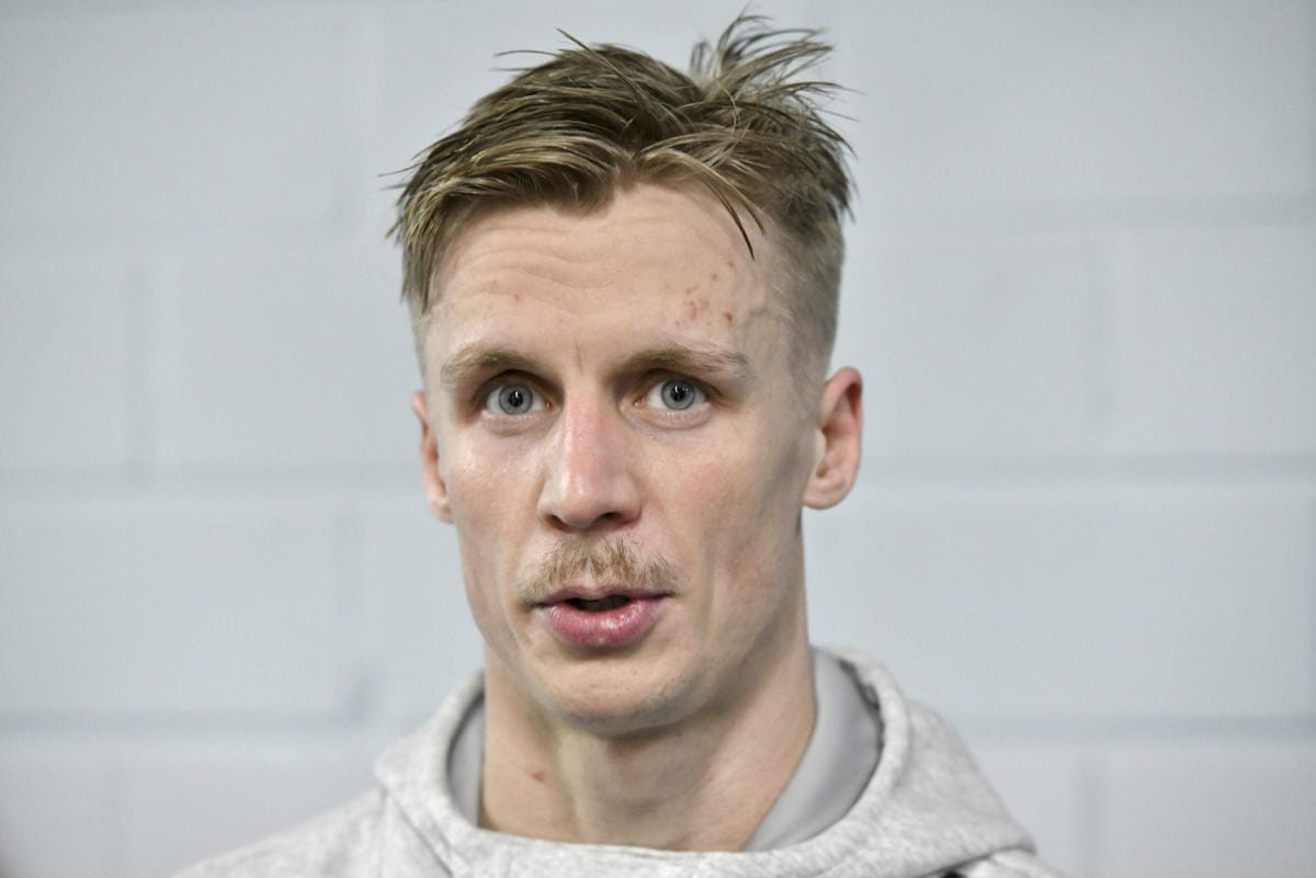 Suomen olympiajoukkue vahvisti Olkinuoran joutumisen koronaeristykseen illalla Suomen aikaa. LEHTIKUVA / HEIKKI SAUKKOMAA