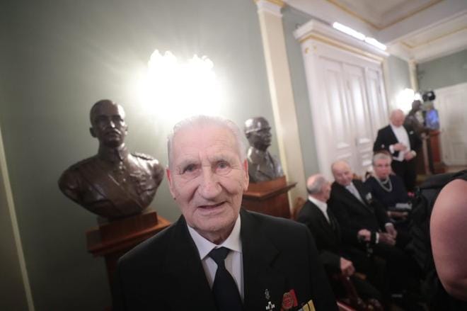 Sotaveteraani Reino Kallio. Kuva: Jaakko Elenius