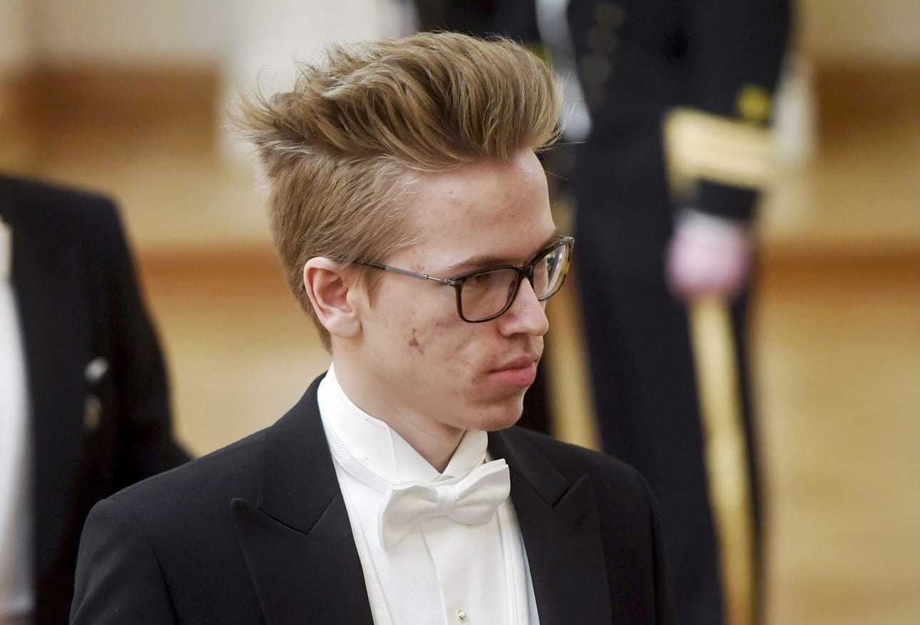 E-urheilun kirkkaimpiin tähtiin lukeutuva Topias Taavitsainen sai viime vuonna kutsun myös itsenäisyyspäivän vastaanotolle.