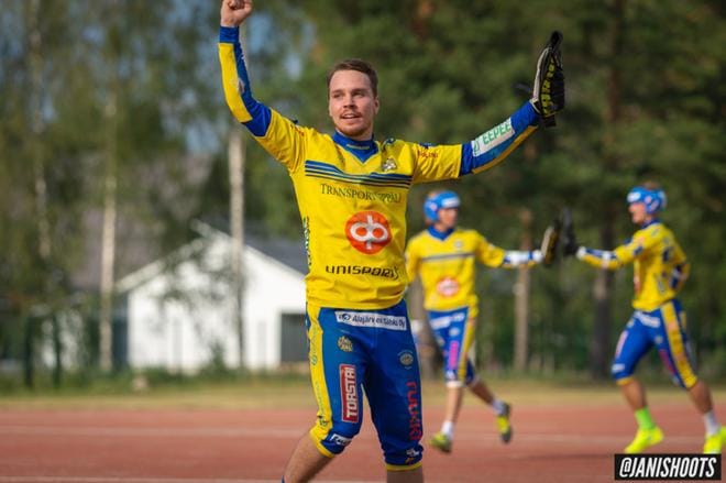 Ankkureiden Ykköspesisjoukkueen lukkarina jatkaa myös ensi kaudella 2022 Pyry Alanen. KUVA: JANI VUORELA