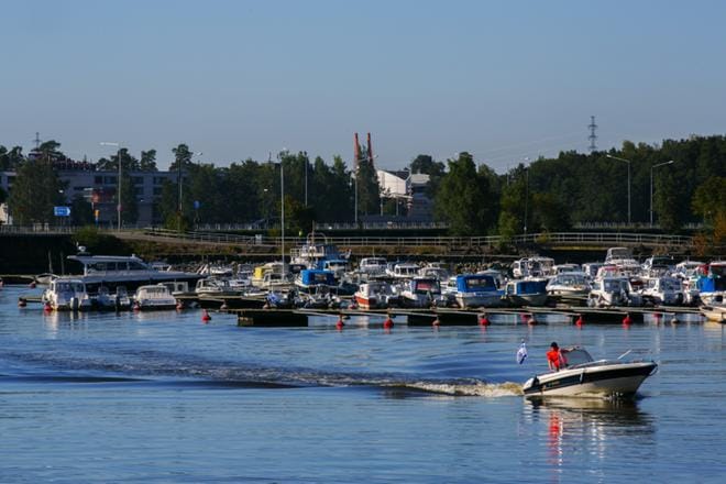 ARKISTOKUVA: MINNA HIRVELÄ