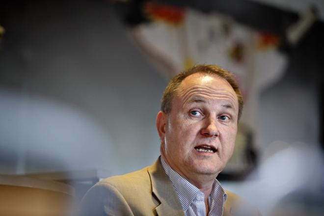 Toimitusjohtaja Tomas Kurtén sanoo, että jäähallin laajennus on Sportille ehdoton edellytys sille, että seura rahoittaa hanketta. KUVA: TOMI KOSONEN