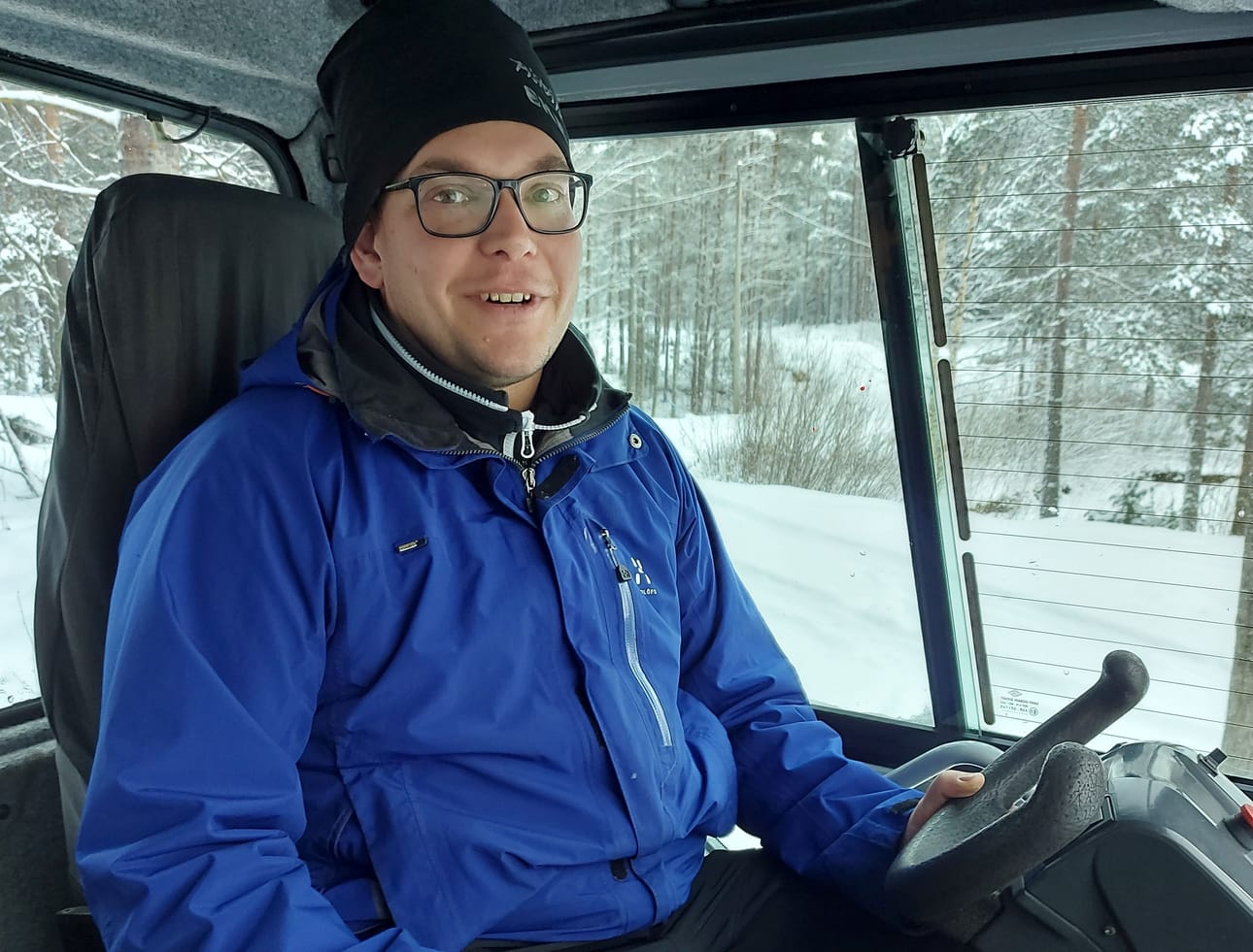 Mikko Hautamäki on itsekin innokas hiihtäjä.