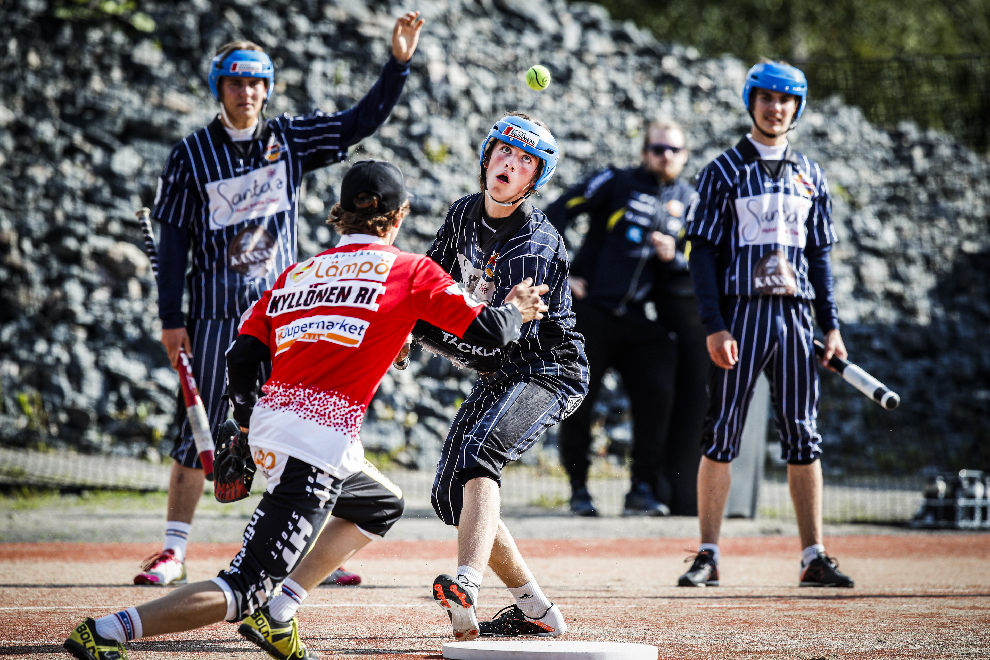 Napa-Pesis haastoi avausjaksolla tasapäisesti lohkokärjen