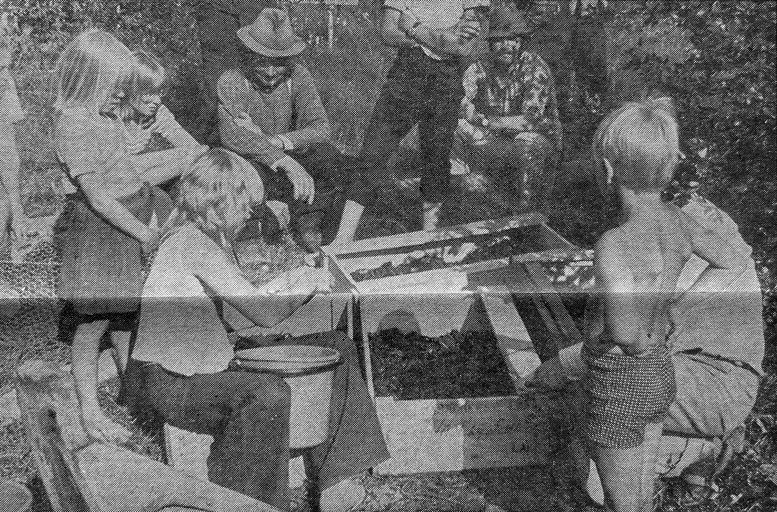 Rapusaaliit olivat kohtalaisia vuoden 1973 ravustuskauden avauksessa Taivalkoskella