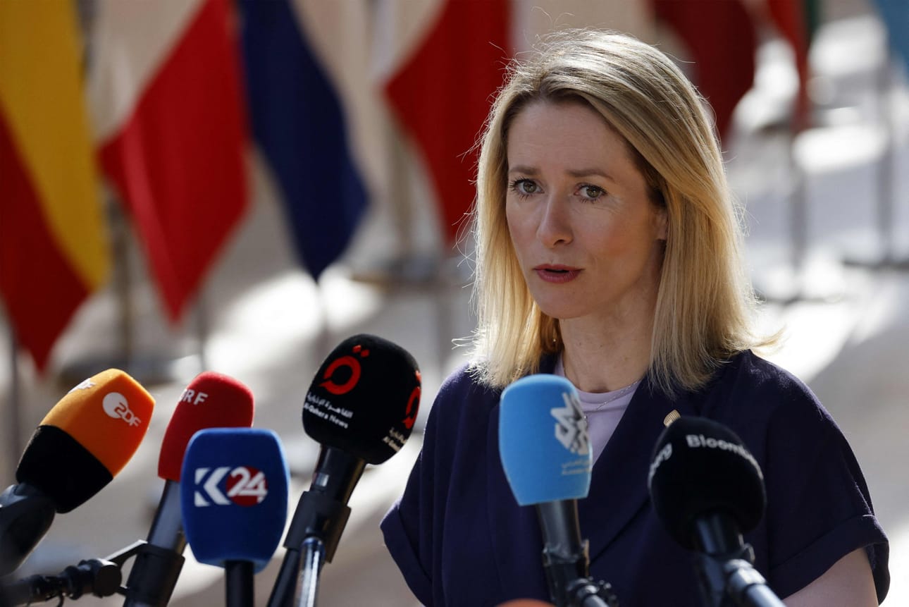 Viron pääministeri Kaja Kallas olisi haluttu tänään kuultavaksi parlamentin, riigikogun, korruption vastaisen valiokunnan kokoukseen, mutta hän kieltäytyi osallistumasta. LEHTIKUVA/AFP