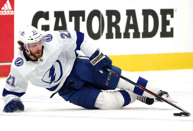 Tampa Bay Lightning voiton päässä NHL:n loppuotteluista