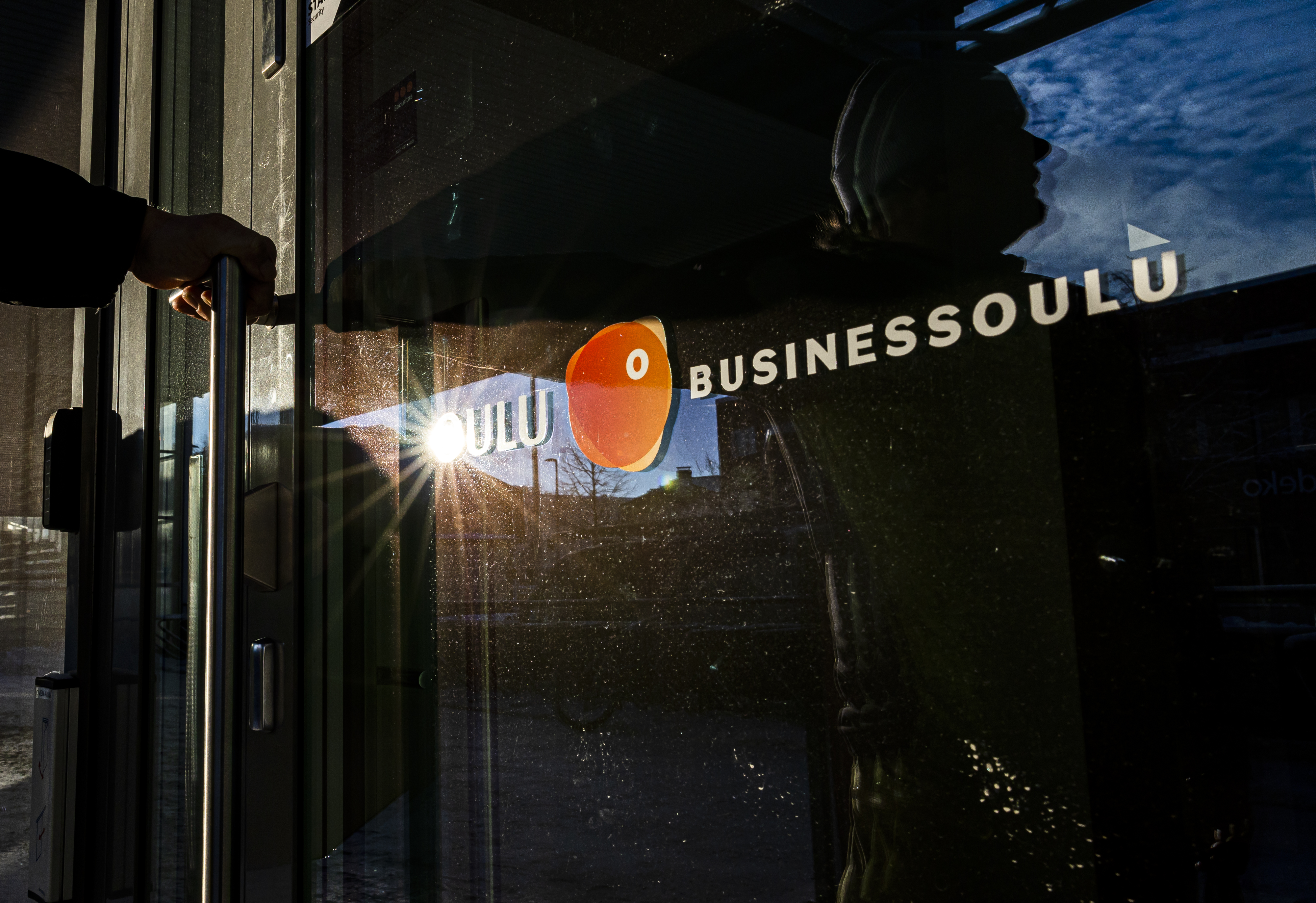 Business Oulun muutosneuvottelut päättyivät – Näissä ammateissa työaika pitenee kahdella tunnilla