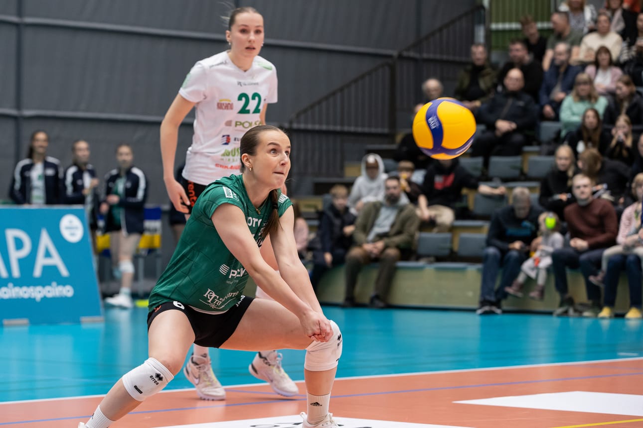 25-vuotias Netta Laaksonen on jo varsin kokenut maajoukkuepelaaja.
