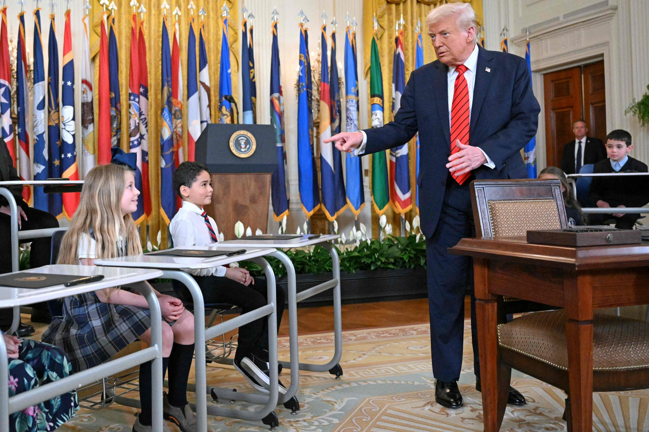 Trump allekirjoitti Yhdysvaltain opetusministeriön lakkauttamiseen tähtäävän määräyksen