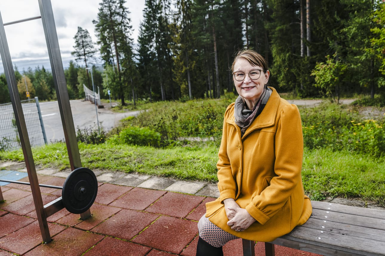 Koulutuskuntayhtymä Redun johtaja Saija Niemelä-Pentti näkee, että Ounasvaaran lukion sijoittaminen fyysisesti Santasportin yhteyteen olisi kampuksen kaikkien oppilaitosten etu. Tulevan lukion lisäksi Santasportin mäellä toimivat Lapin urheiluopisto ja Rovaniemen ammattikorkeakoulu.