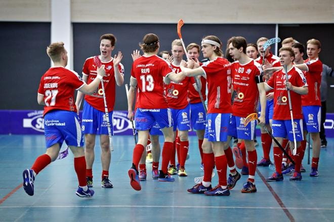 SPV:n A-pojilla riitti riemua, kun joukkue eteni finaaliin. KUVA: TOMI KOSONEN