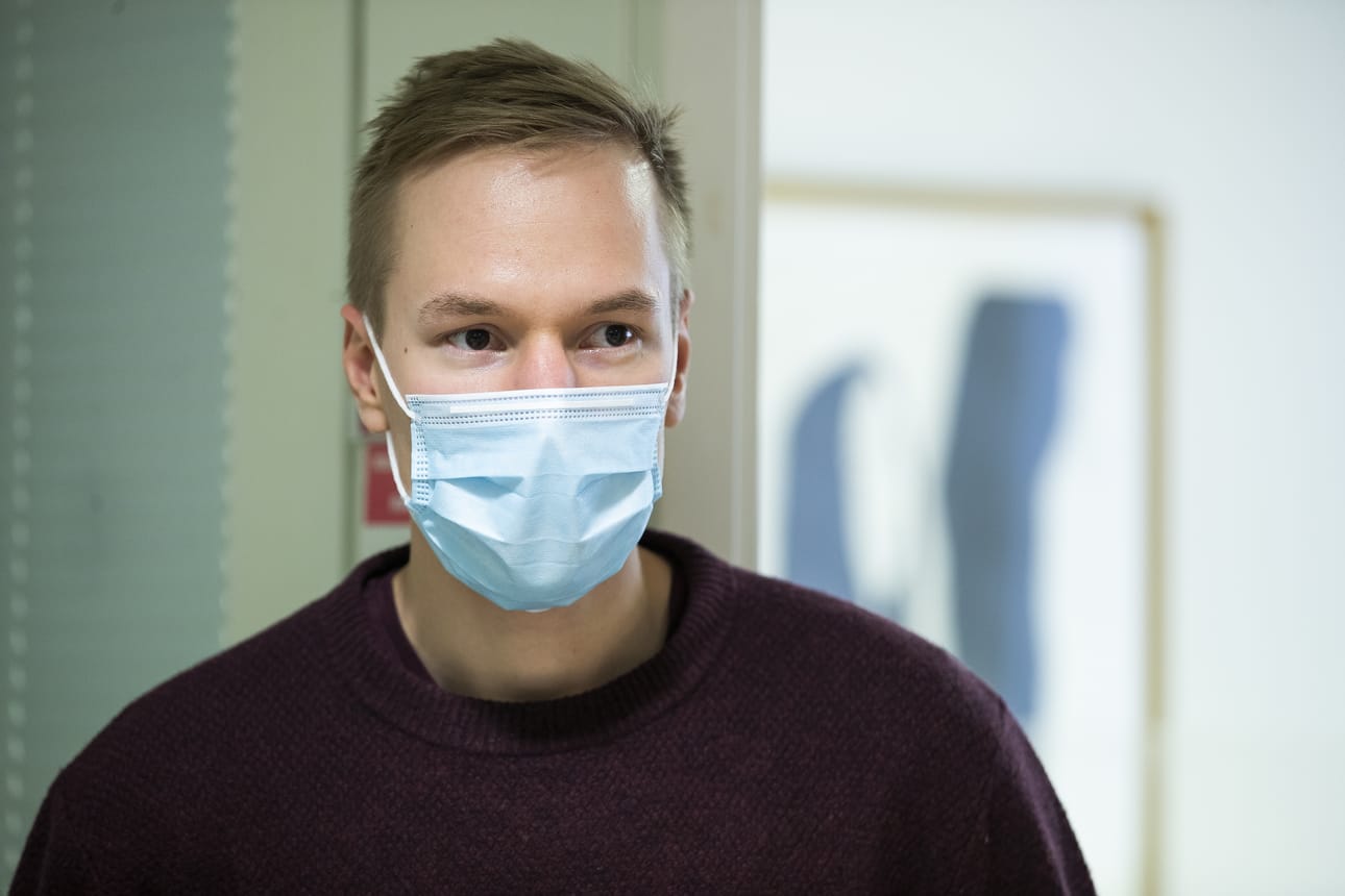 Raahen seudun hyvinvointikuntayhtymän tartuntataudeista vastaava lääkäri Aleksi Lehtonen arvelee, että tartuntalukemat pysynevät korkeina ainakin hetken.