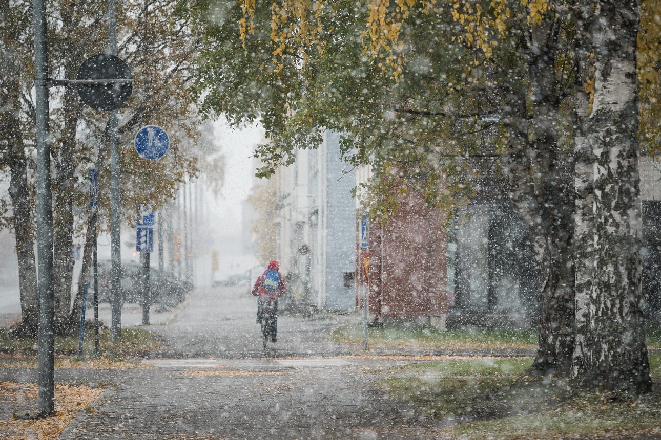 Sateet tulevat Oulun seudulla pääosin vetenä ja Pohjois-Pohjanmaan itäosissa enemmän räntänä ja lumena.