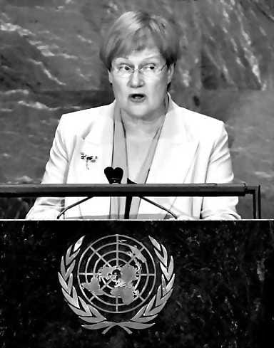 Presidentti Tarja Halonen pyrki YK:ssa valamaan uskoa järjestön tulevaisuuteen.