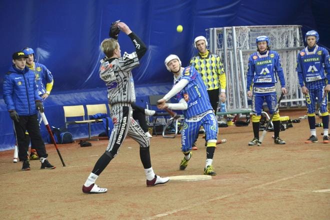Ankkurit A-pojat Alajärven palloiluhallissa keväällä 2019. Arkistokuva: Markku Turpela