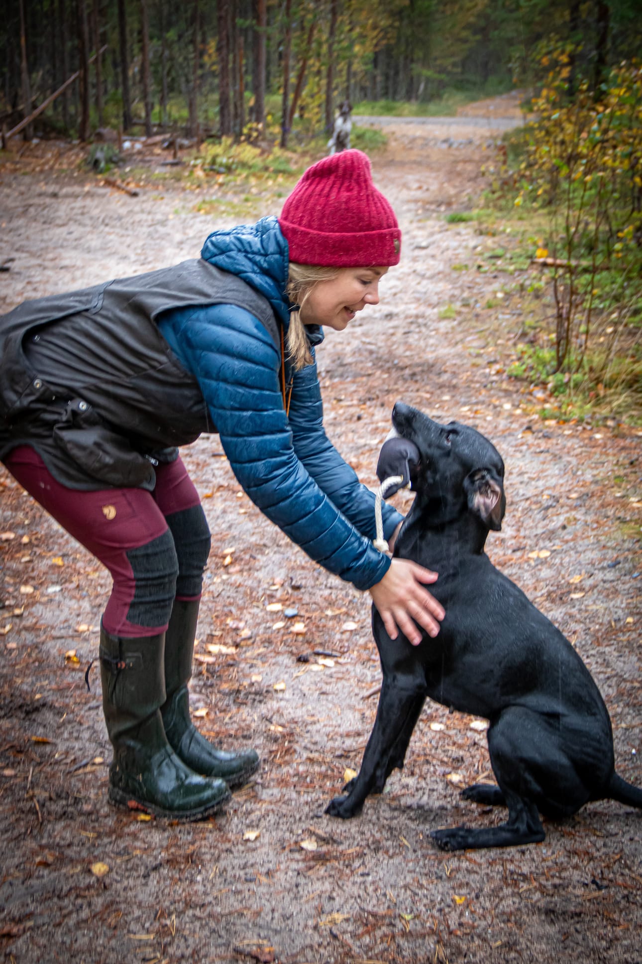 Kaisa nouti damin juuri niin kuin pitääkin.