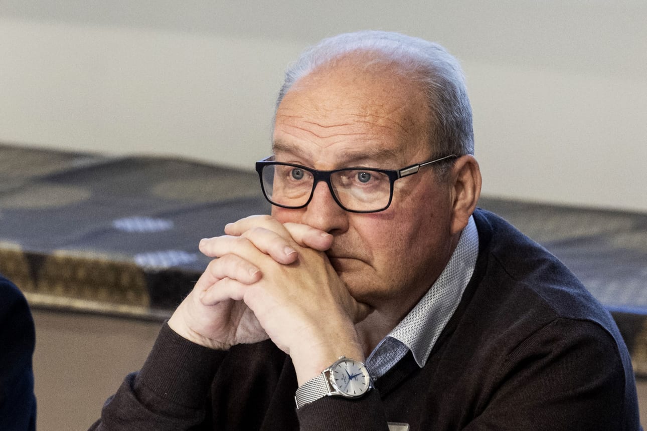 Laphan aluehallituksen puheenjohtaja Timo Peisa (kesk.) kertoo, että lisäselvitysten jälkeen aluehallitukselle lähtee sama esitys. Arkistokuva viime syyskuulta.