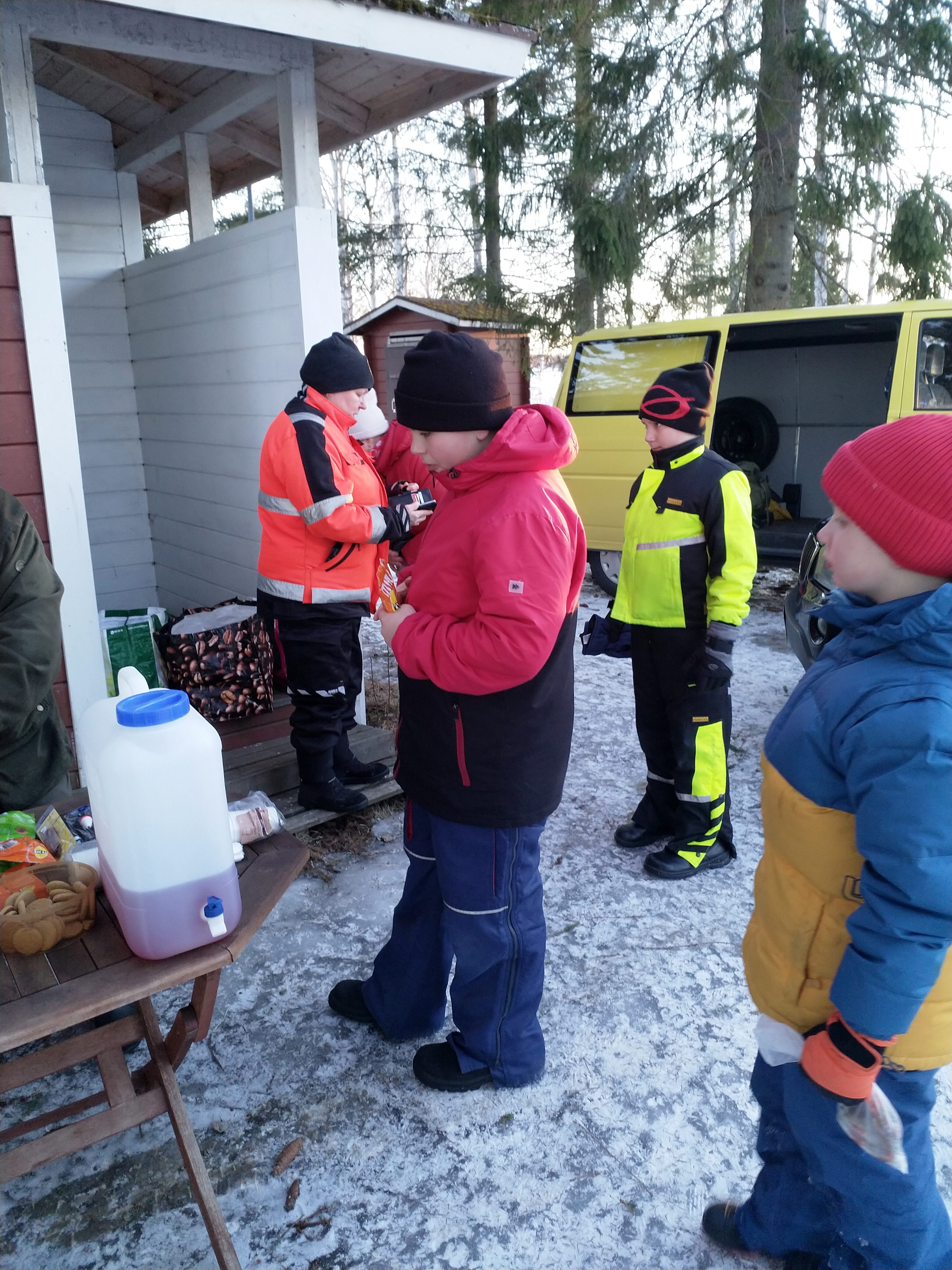 Konsta Rytky pilkki nuorten sarjan voittoon.