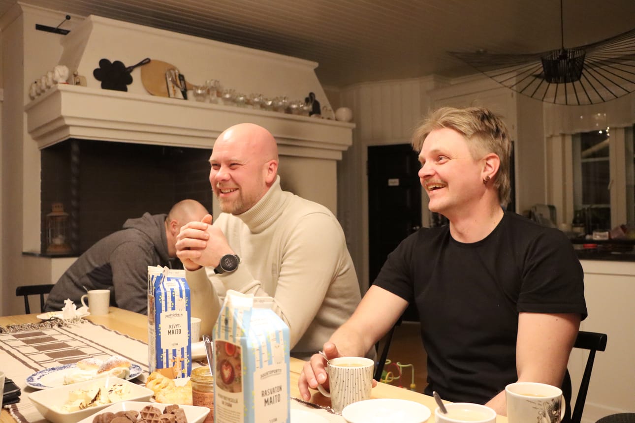 Niemenkylän "pikkupojat" ovat tunteneet toisensa ala-asteelta saakka ...