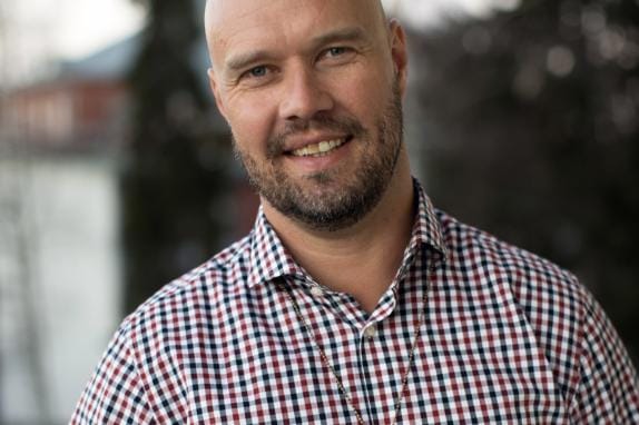 Viime vuonna Vuoden pohjalaiseksi valittiin vaasalainen röntgenhoitaja ja pääluottamusmies Kim Berg.