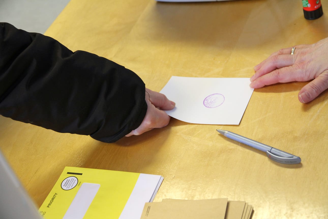 Miten ihmiset innostetaan uurnille tulevissa kuntavaaleissa? Sitä mietitään myös Oulunsalossa.