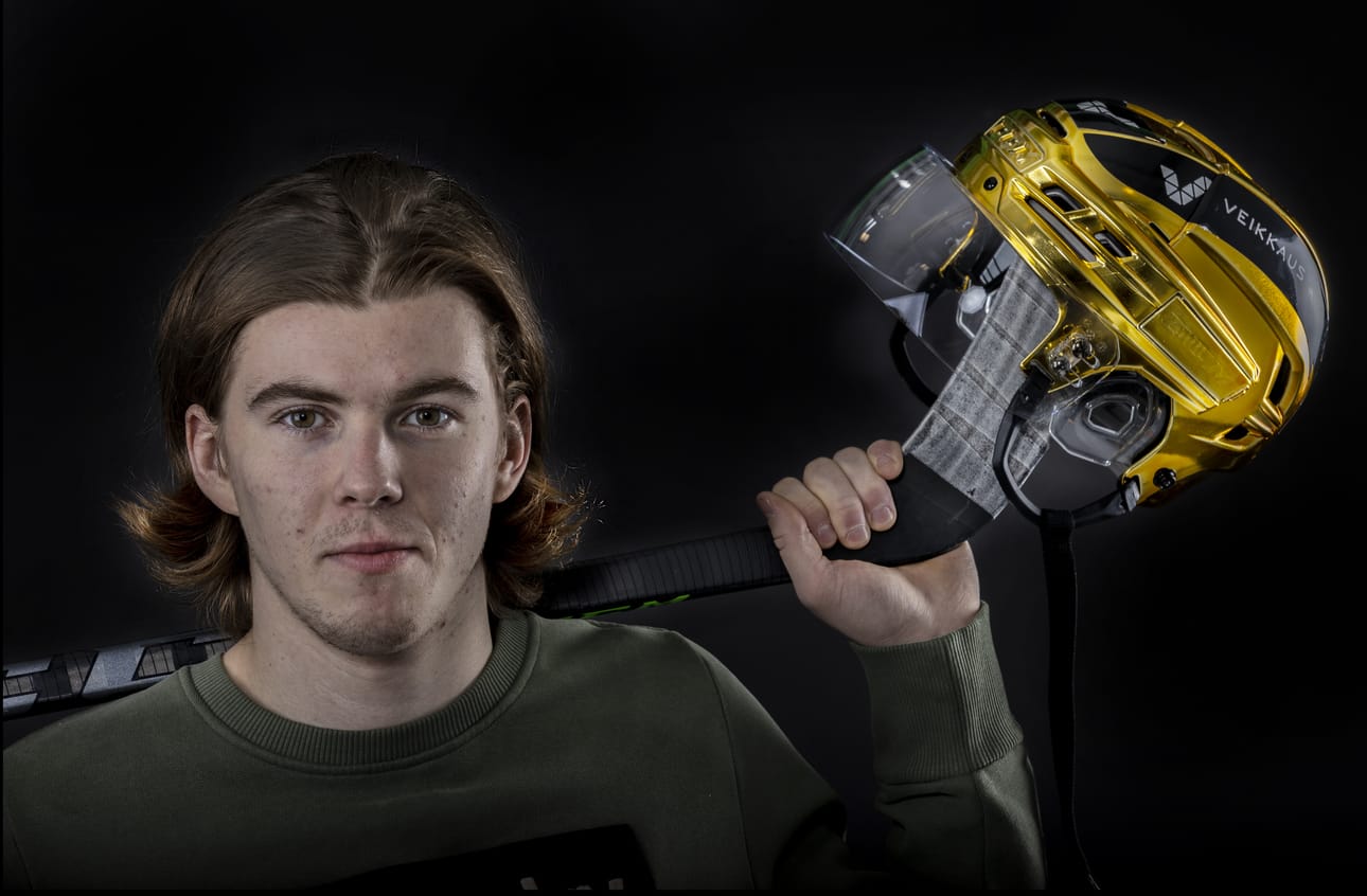 20-vuotias oululaiskiekkoilija Topi Niemelä pelaa ensimmäiset A-maaottelunsa ensi viikolla.