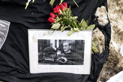 Navalnyi on Putinille kiusallinen vielä kuoltuaankin, eivätkä Kremlin kiusanteolta säästy edes kuolleen toisinajattelijan omaiset