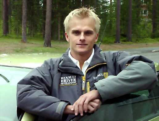 Suomussalmen oma poika Heikki Kovalainen on Formula-Nissan -sarjan mestari.