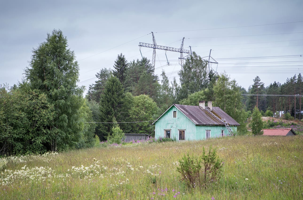 Ihmisen työ katoaa nopeasti Sami Funken rakennuskuvissa.