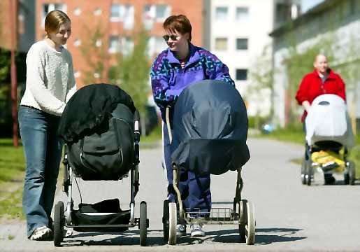 Nuoret naiset kuuluvat uudistuksen hyötyjiin.