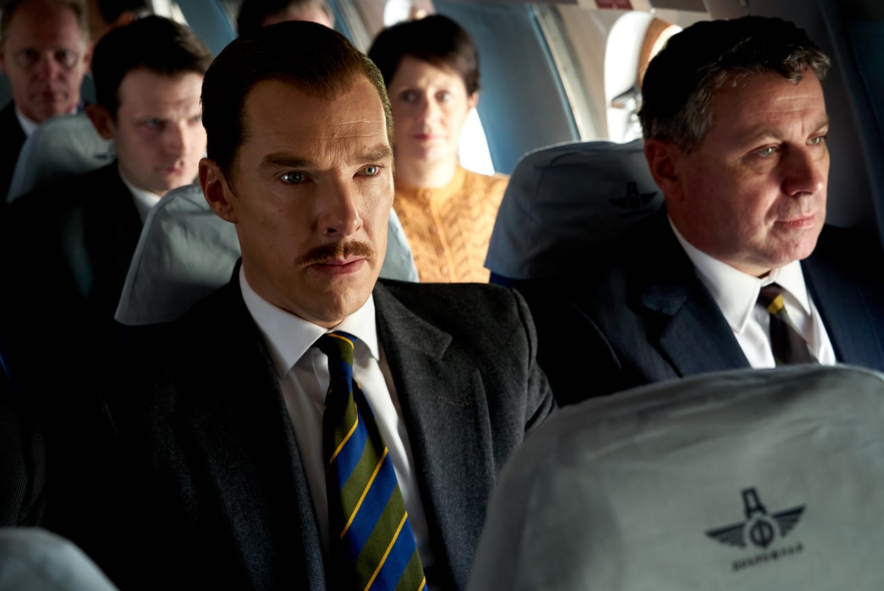 Benedict Cumberbatch (edessä vasemmalla) esittää liikemiestä, josta kylmä sota teki agentin. Kuva: Venetsia