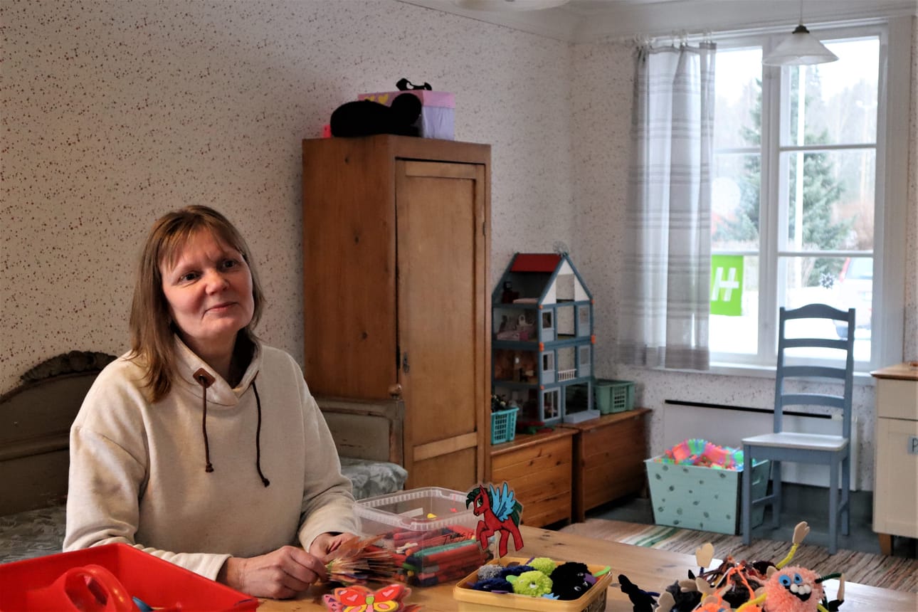 Nykyään Alkulassa on monenlaista Vaasan 4H-yhdistyksen toimintaa. Kuvassa yhdistyksen toiminnanjohtaja Raija Rintakallio.