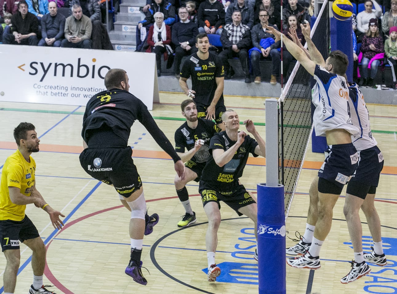 Leka Volley voitti perjantain ottelun erin 3-2.