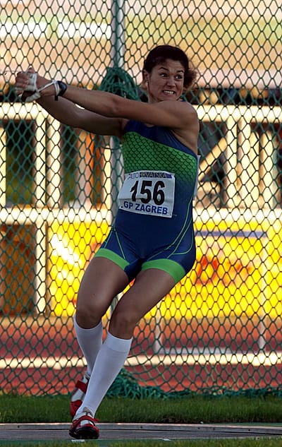 Tatyana Lysenko kiskaisi moukarinheiton uudet MM-lukemat Sothissa.