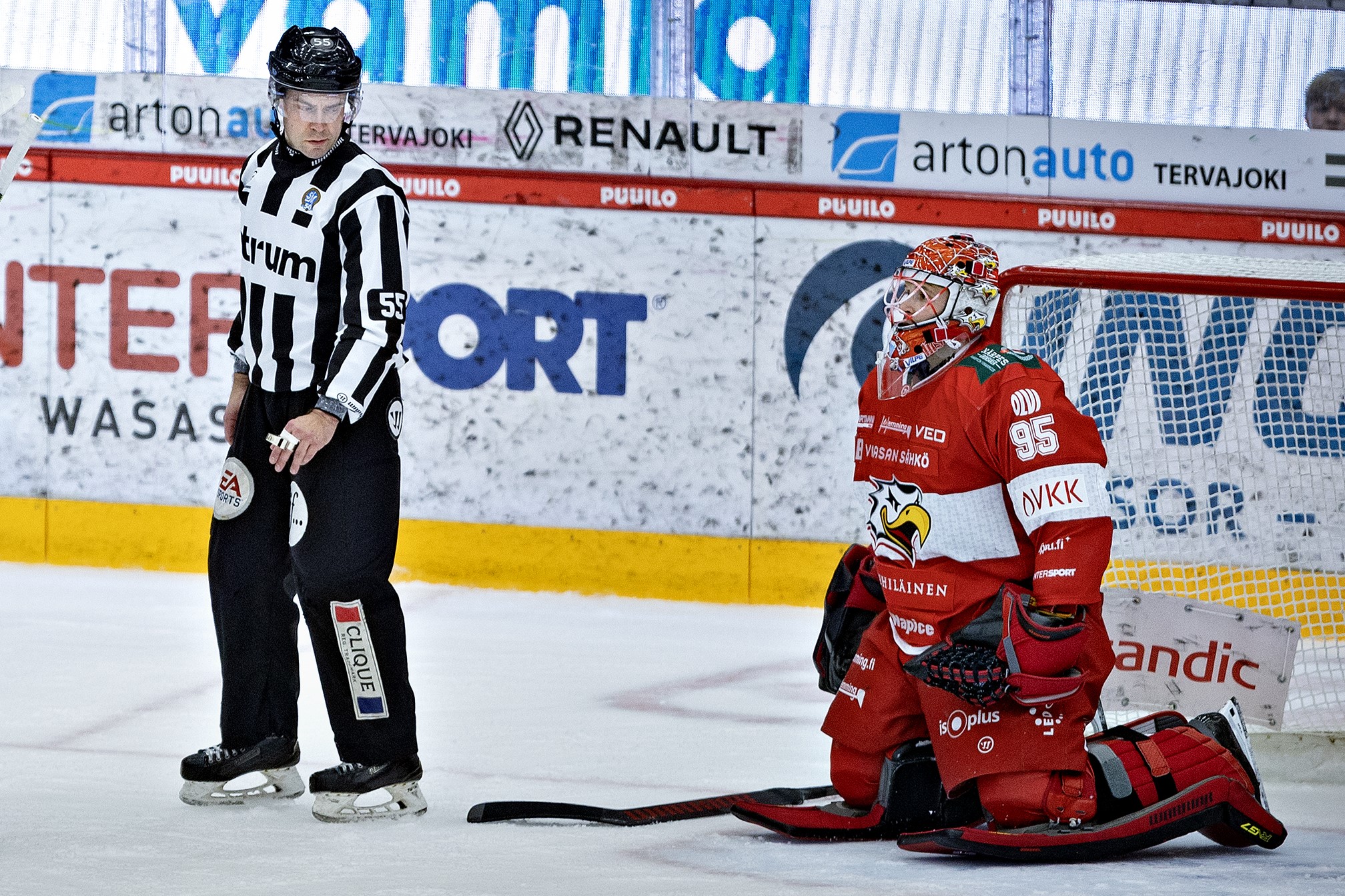 Sportin ja maalivahti Svobodan tiet eroavat